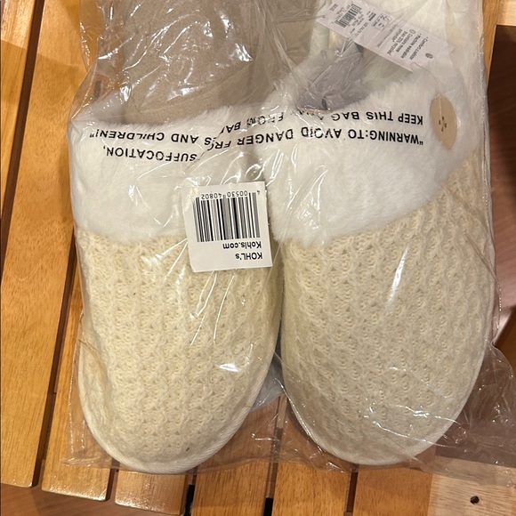 Other - Cozy Cream Knit Slippers